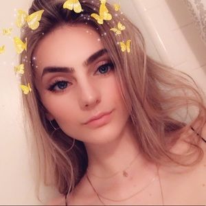 Meet your Posher, Ellie